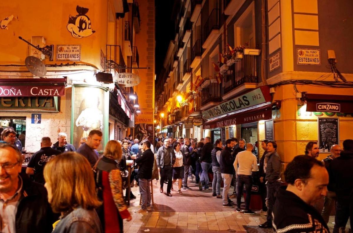 Piso Para 4 Con 2 Parking En Casco Historico De Zaragoza 2 Noches Minimo ภายนอก รูปภาพ